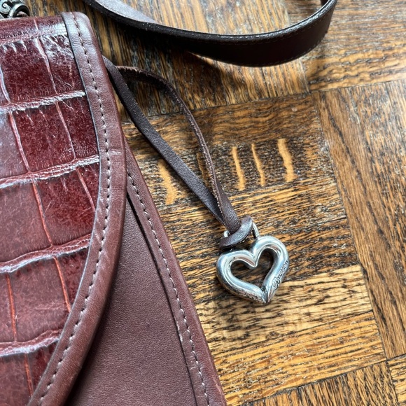 Brighton Crossbody Leather Brown Bag - Picture 5 of 14